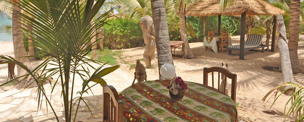 Le Mbaila Hotel ซาลี ปอร์ตูดัล ภายนอก รูปภาพ